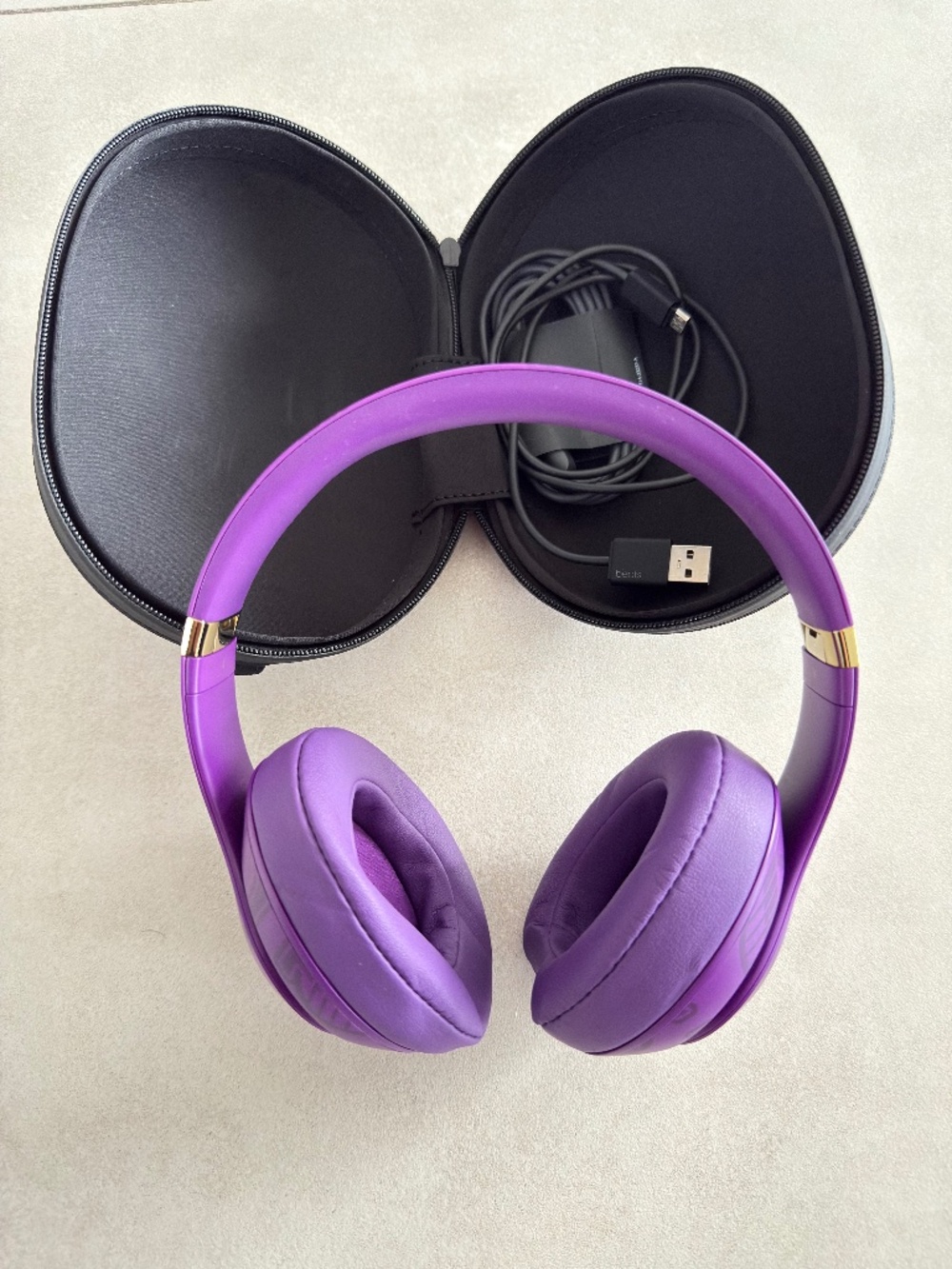 Beats Studio³ Wireless Noise Cancelling Headphones  NBA Collection Lakers